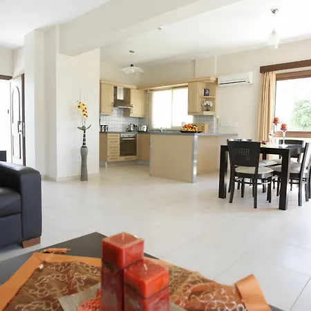 Vineland Apartment Pissouri