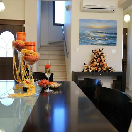 Vineland Pissouri